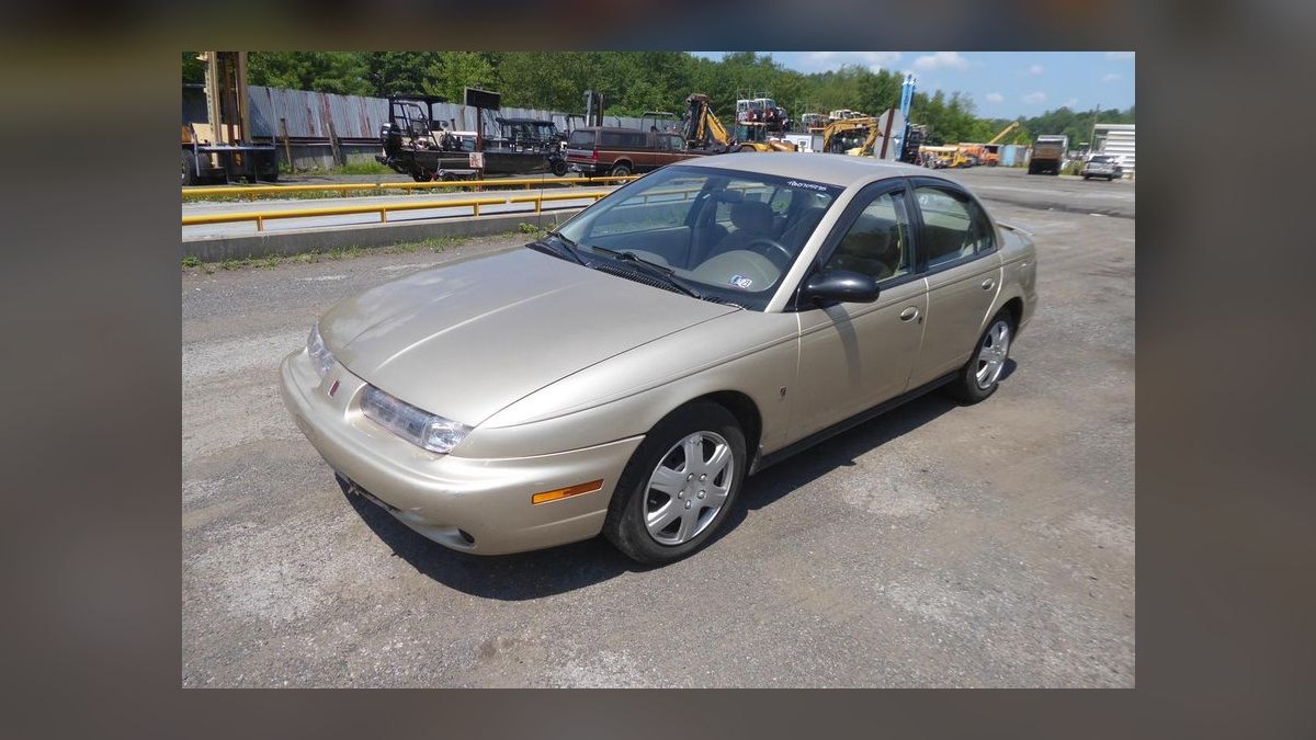 Top 10 Most Affordable Used Sedans Under $10,000 in 2000 (Ranked) — figure 9