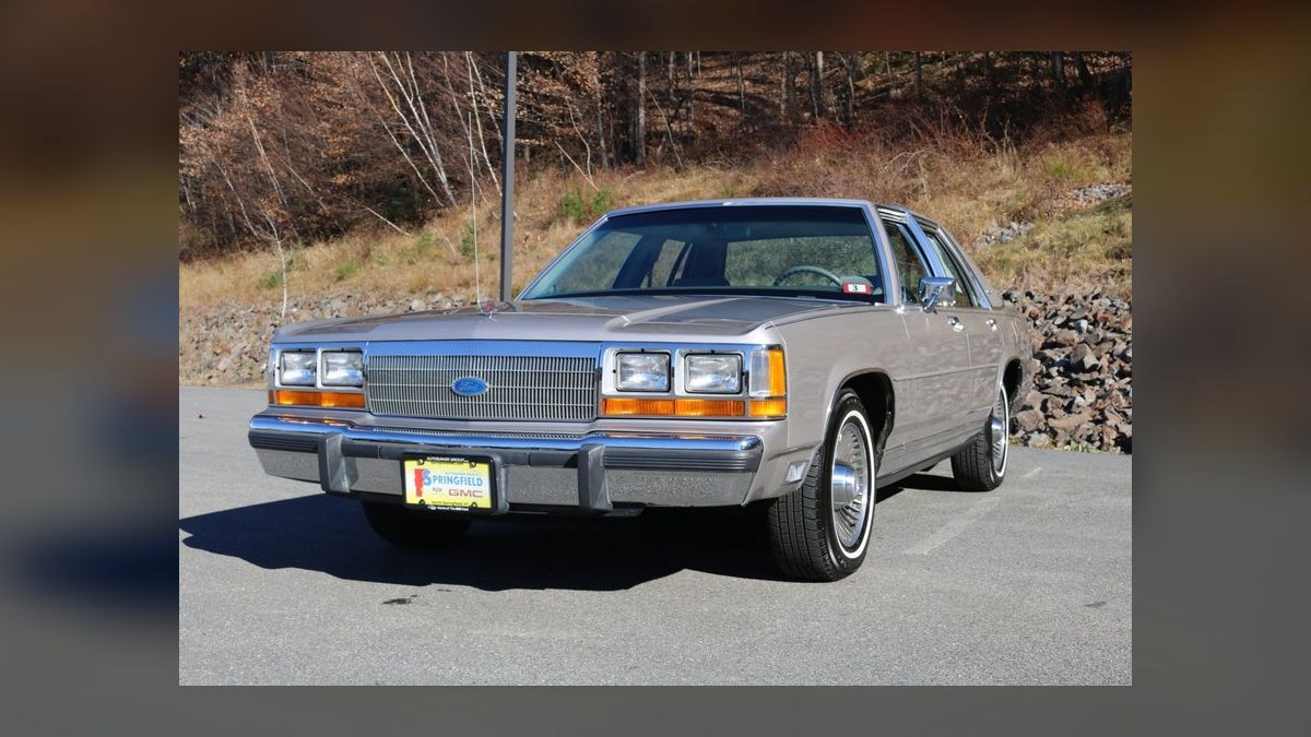Top 10 Most Affordable Used Sedans Under $10,000 in 1987 (Ranked) — figure 3
