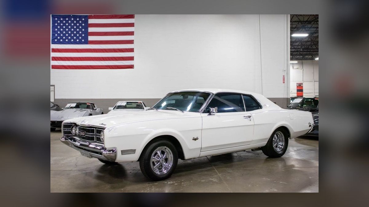 Top 10 Most Affordable Used Sedans Under $10,000 in 1970 (Ranked) — figure 10