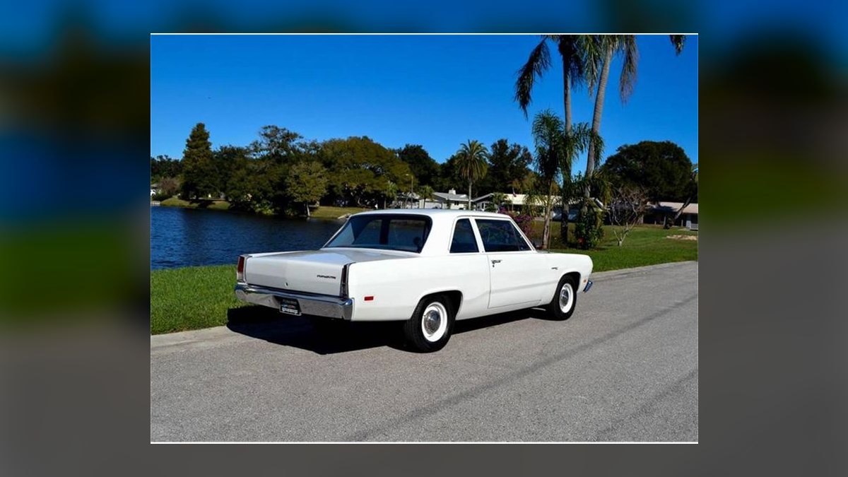 Top 10 Most Affordable Used Sedans Under $10,000 in 1970 (Ranked) — figure 3