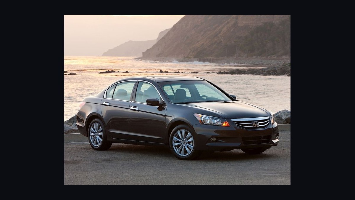 Top 10 Most Affordable Used Sedans Under $10,000 in 1969 (Ranked) — figure 2