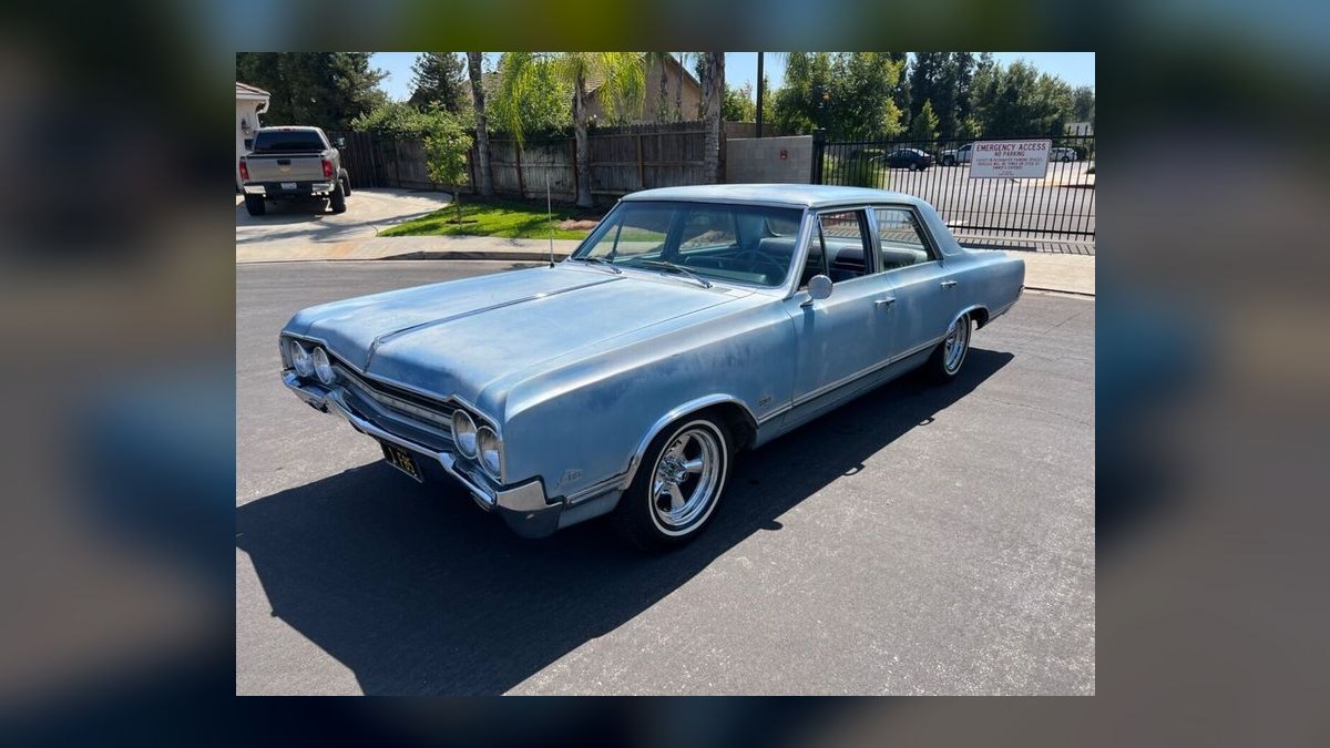 Top 10 Most Affordable Used Sedans Under $10,000 in 1964 (Ranked) — figure 10