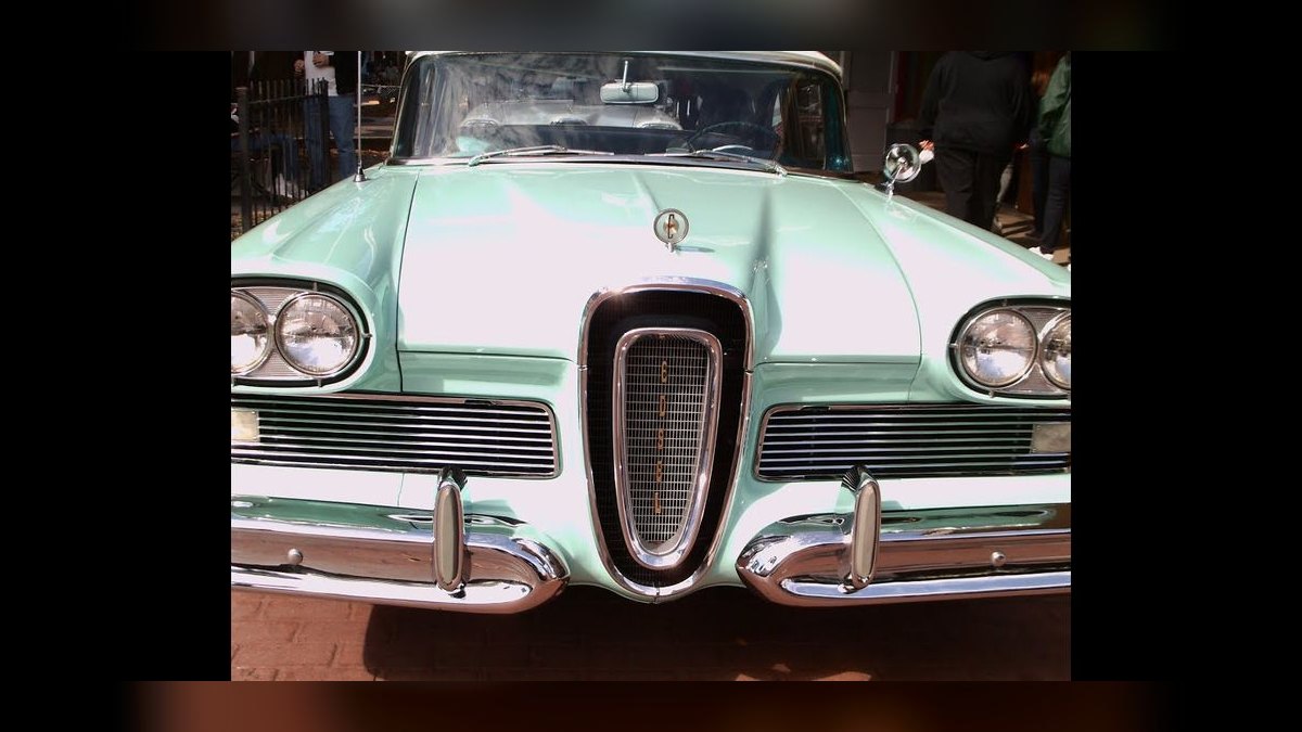 Top 10 Most Affordable Used Sedans Under $10,000 in 1961 (Ranked) — figure 2