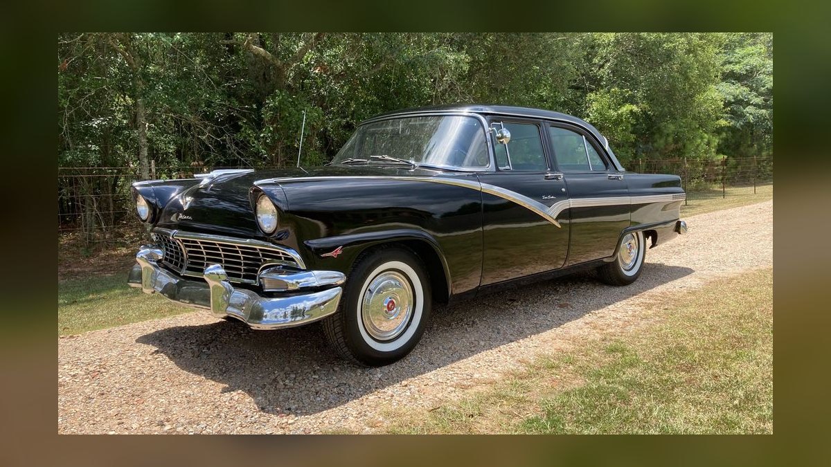 Top 10 Most Affordable Used Sedans Under $10,000 in 1961 (Ranked) — figure 5