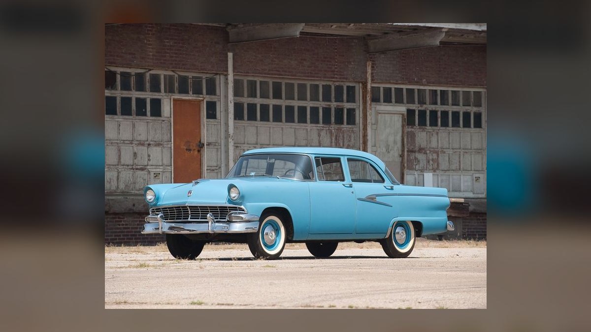 Top 10 Most Affordable Used Sedans Under $10,000 in 1956 (Ranked) — figure 1