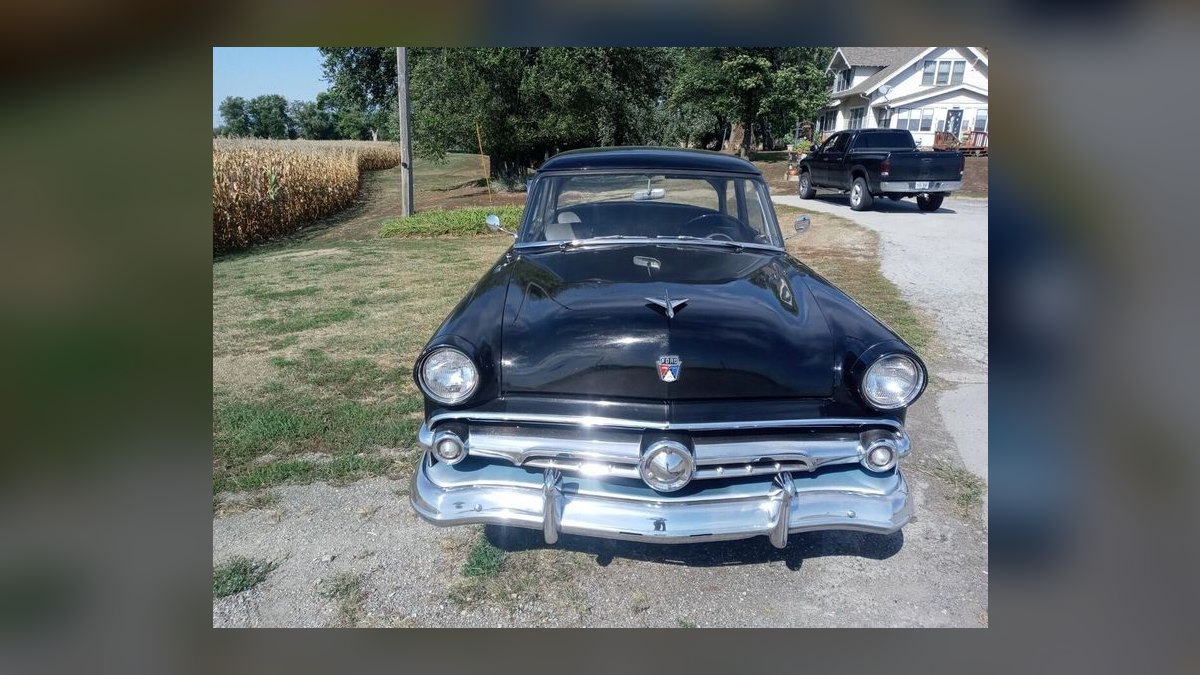 Top 10 Most Affordable Used Sedans Under $10,000 in 1956 (Ranked)