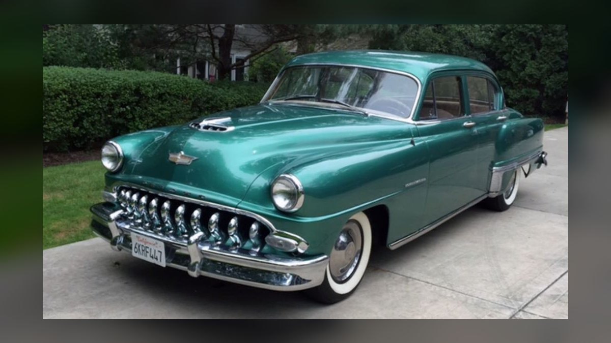 Top 10 Most Affordable Used Sedans Under $10,000 in 1953 (Ranked) — figure 10