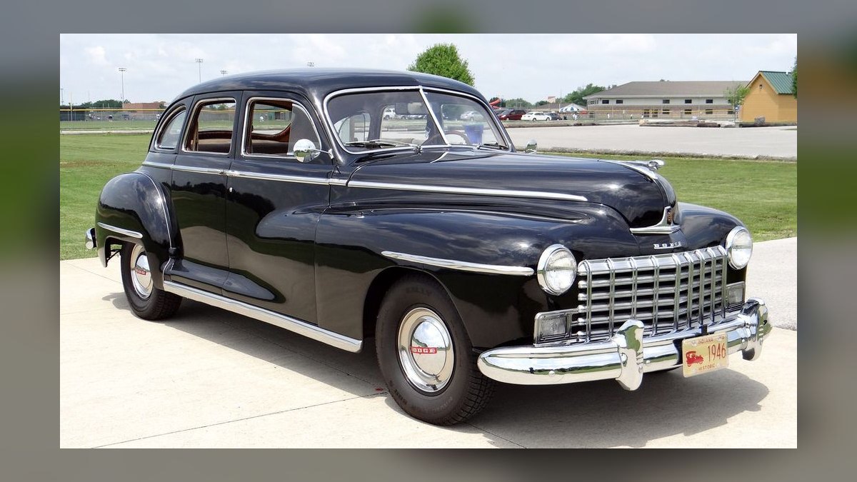 Top 10 Most Affordable Used Sedans Under $10,000 in 1952 (Ranked) — figure 6