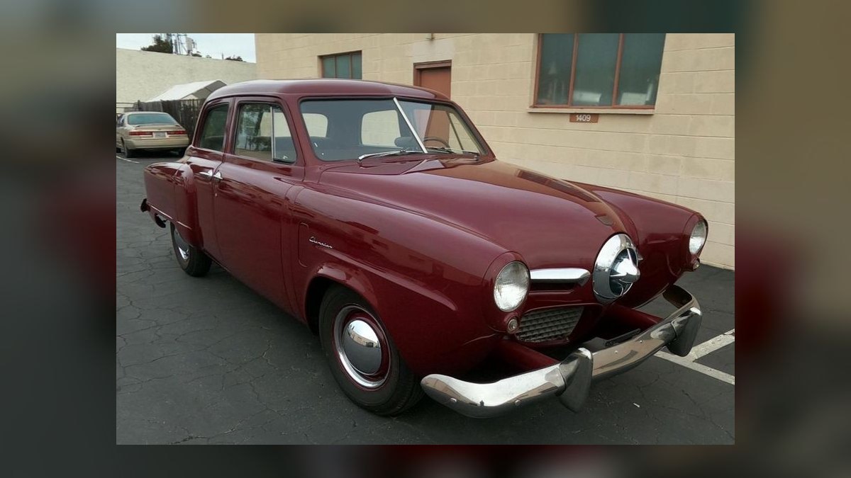 Top 10 Most Affordable Used Sedans Under $10,000 in 1952 (Ranked)