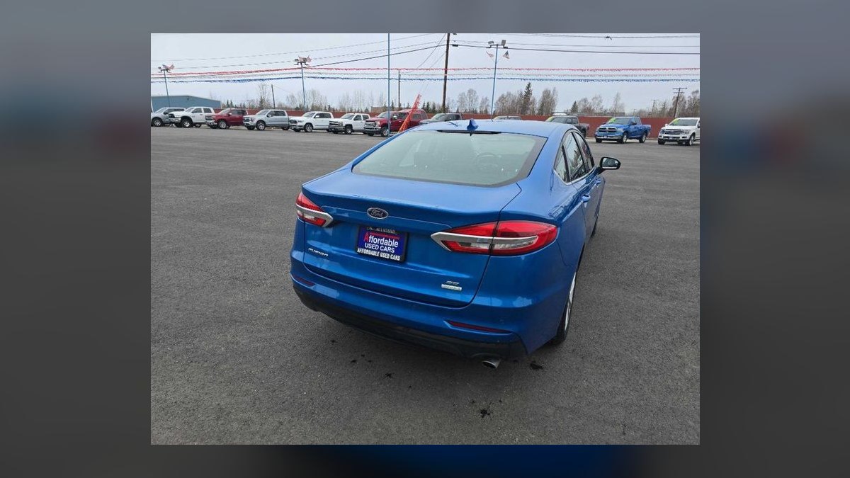 Top 10 Most Affordable Used Sedans Under $10,000 in 2022 (Ranked) — figure 7