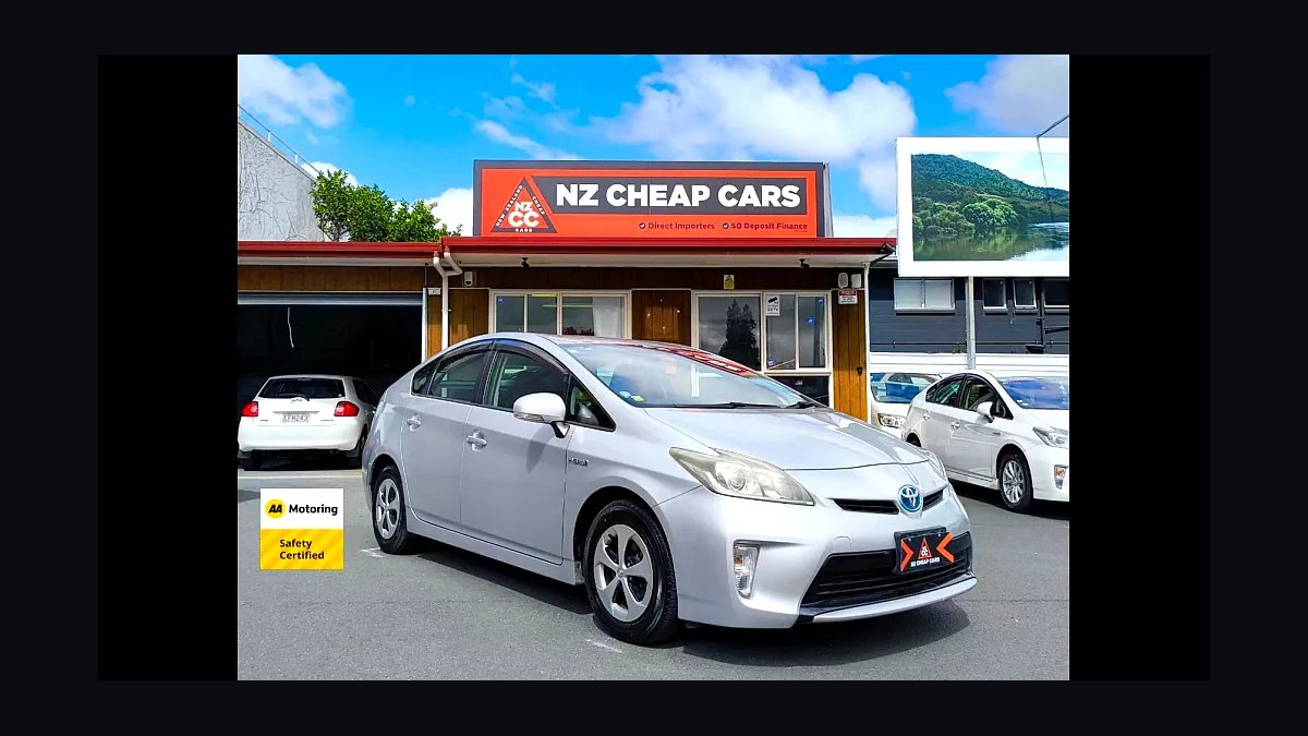 Top 10 Most Fuel-Efficient Used Hatchbacks Under $10,000 in 2027 — figure 2
