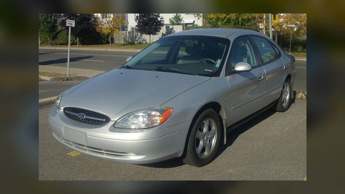 Top 10 Most Affordable Used Sedans Under $10,000 in 2008 (Ranked) — figure 10
