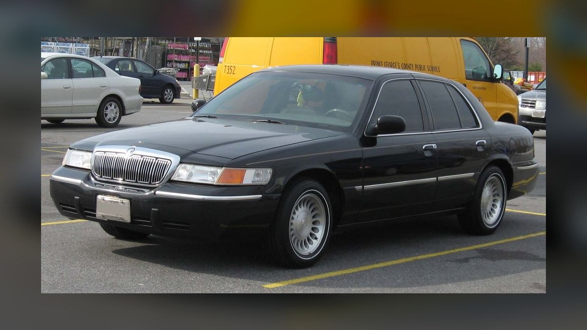 Top 10 Most Affordable Used Sedans Under $10,000 in 2008 (Ranked) — figure 9