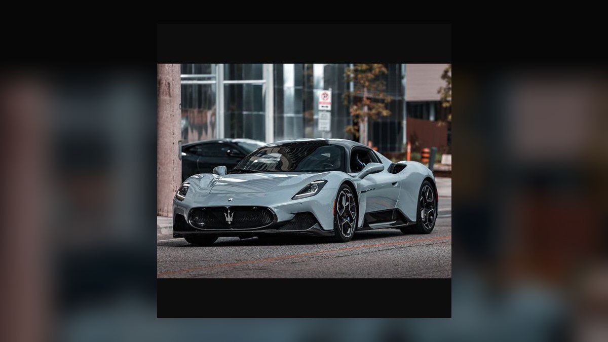 Top 10 Supercars Under $500,000 — Best Overall + Best Value in 2027 — figure 7