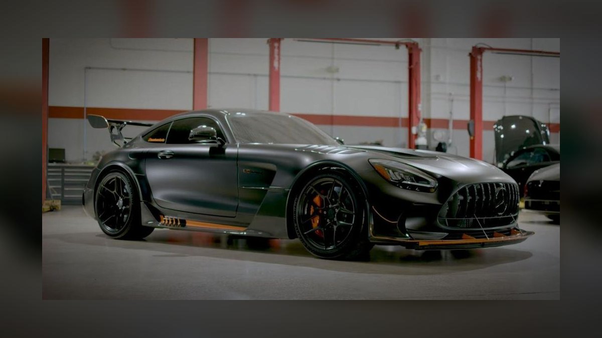Top 10 Supercars Under $500,000 — Best Overall + Best Value in 2027 — figure 9