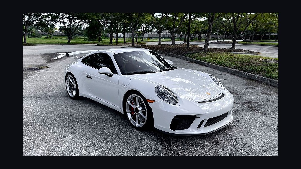 Best Supercars That Hold Their Resale Value Best (Ranked) in 2027 — figure 4