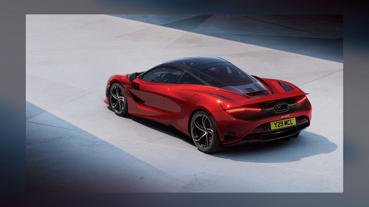 What does a McLaren 750S depreciate in its first three years — figure 1
