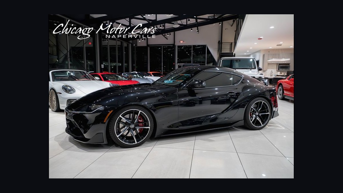 Top 10 Manual-Transmission Supercars Still in Production in 2027 — figure 8