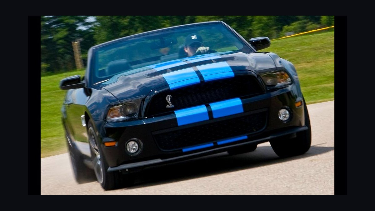 Top 10 Muscle Cars 2010 — Best Overall + Best Value — figure 10