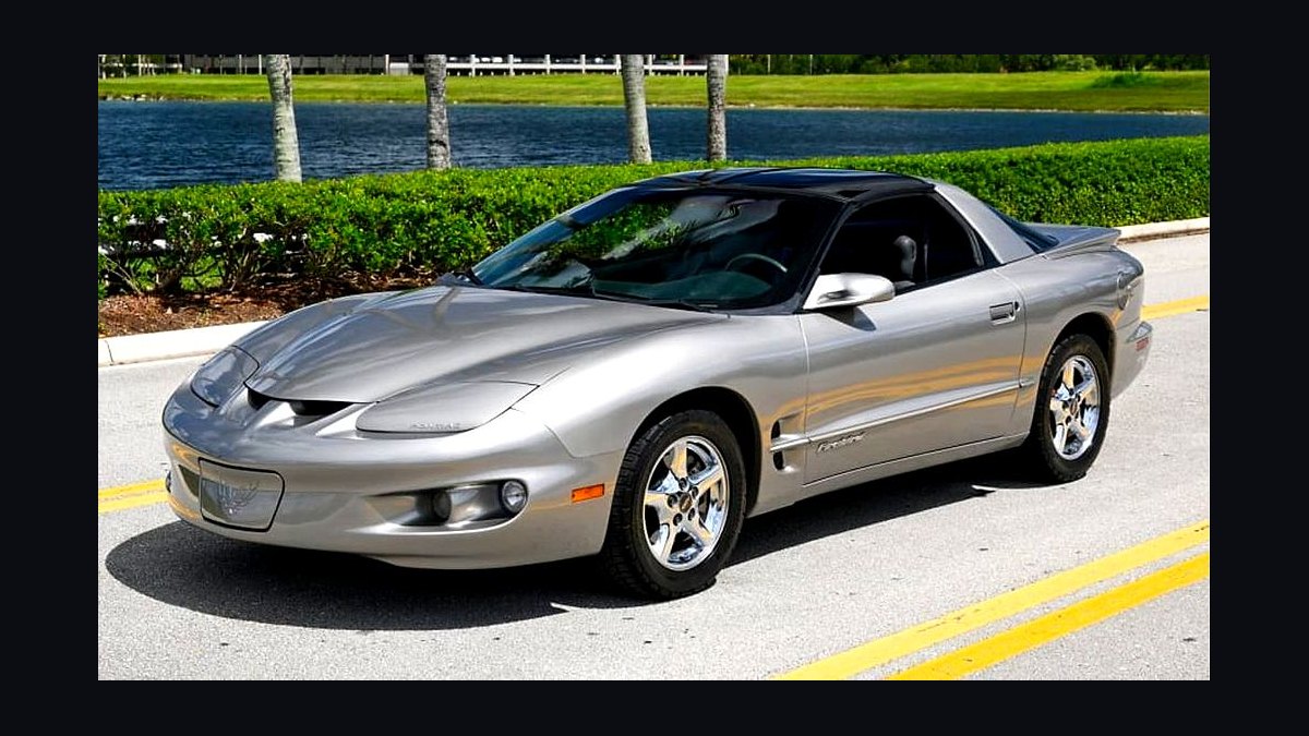 Top 10 Muscle Cars 1999 — Best Overall + Best Value — figure 6