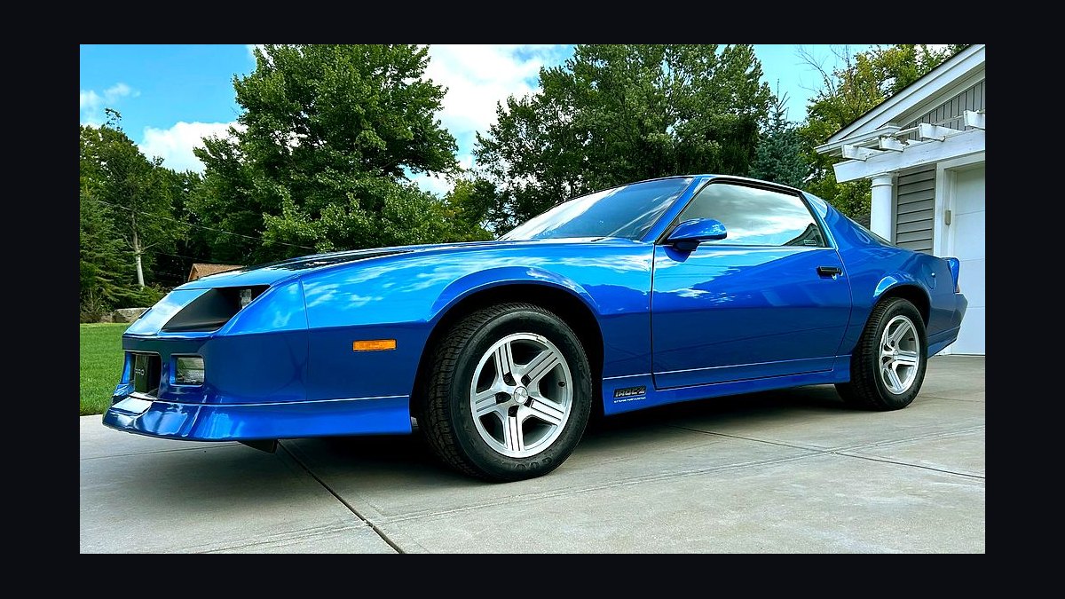 Top 10 Muscle Cars 1990 — Best Overall + Best Value — figure 3
