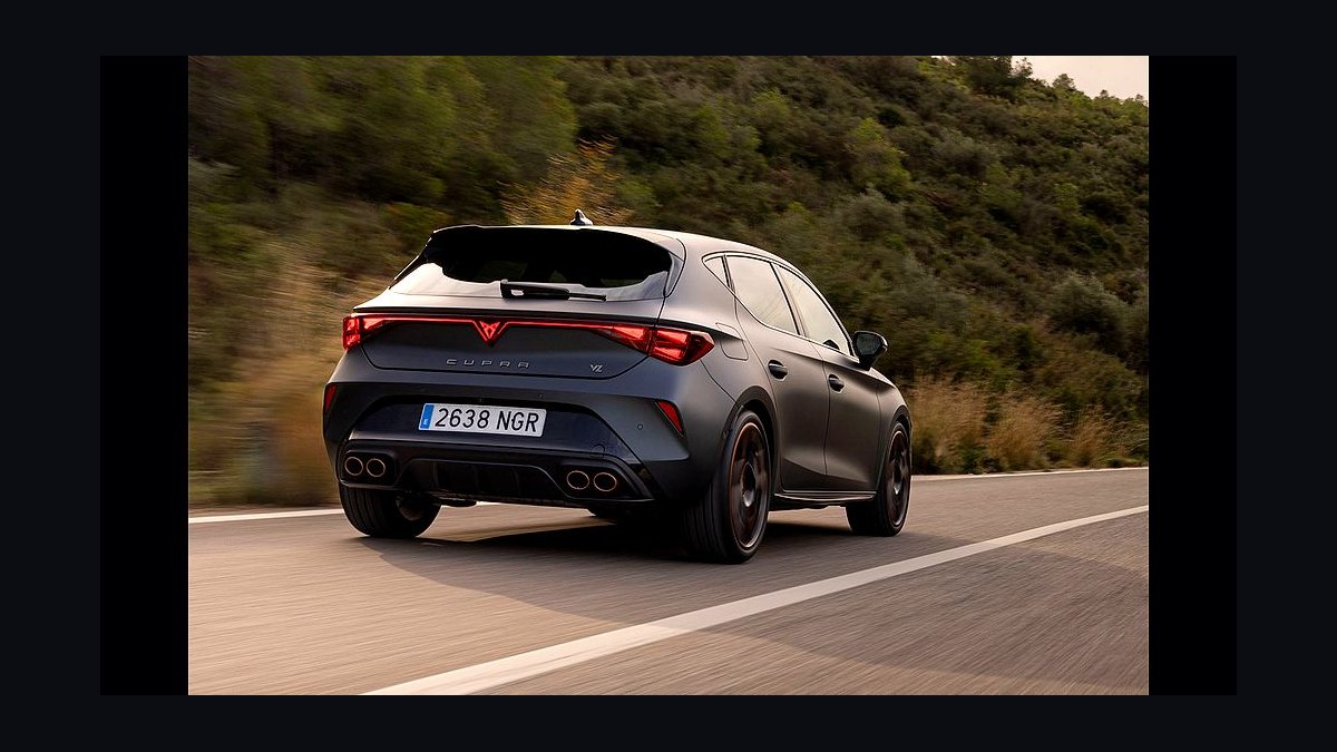 Top 10 Highest-Horsepower Hot Hatchbacks in 2027 — figure 8