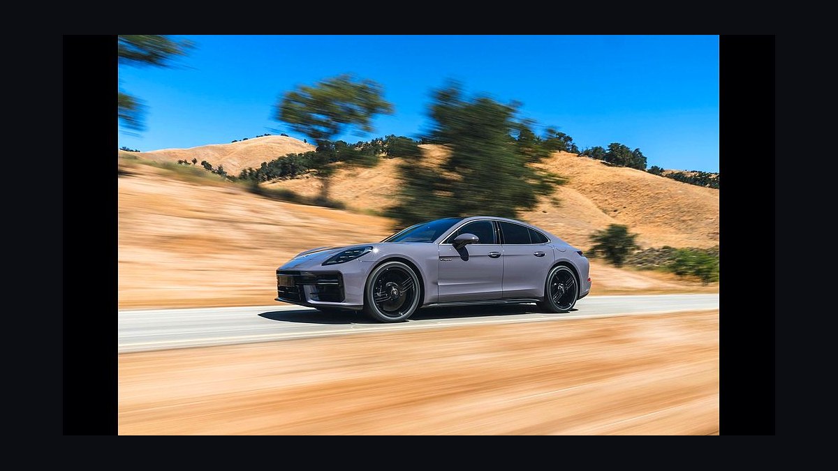 Top 10 Hybrid Supercars in 2027 — figure 7