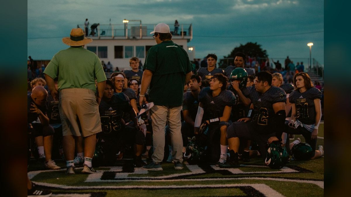 How do you coach a rep who's struggling during onboarding — figure 4