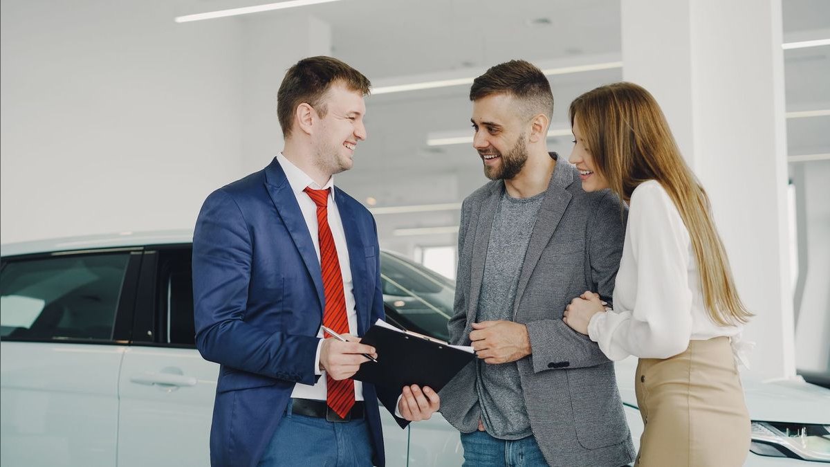 How do you onboard an experienced sales hire without insulting them — figure 4