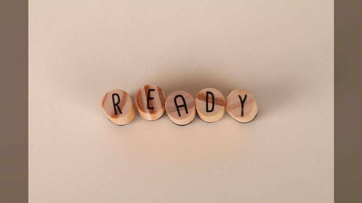 How do you certify a new rep is ready to sell on their own — figure 1