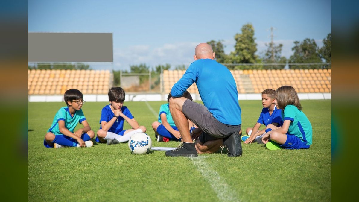 How do you coach a rep to build a consistent prospecting habit — figure 2