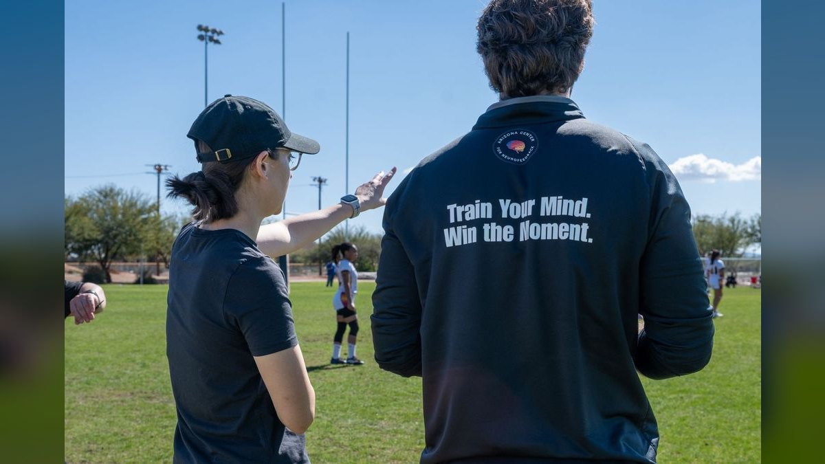 How do you coach reps to open a cold call without getting hung up on — figure 4