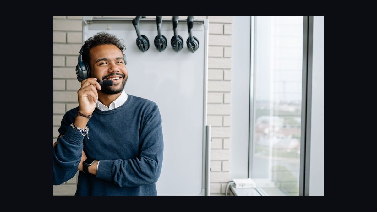 How do you coach reps to open a cold call without getting hung up on — figure 7