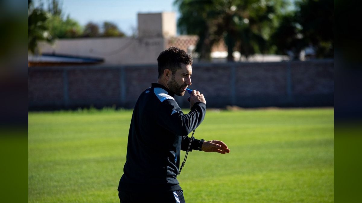 How do you coach a rep through call reluctance — figure 3