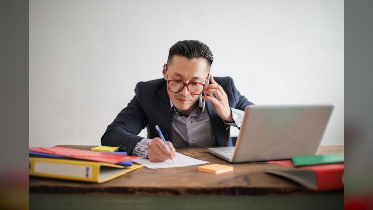How do you run a cold-call coaching session with live dials — figure 5