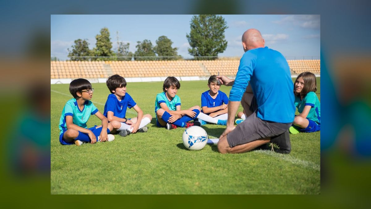 How do you coach reps to uncover a prospect's real pain — figure 8