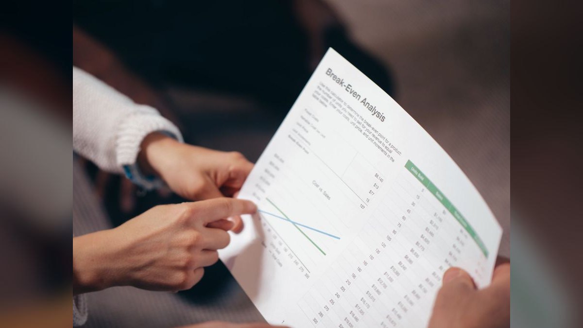 How do you coach a rep to quantify the cost of the prospect's problem — figure 1