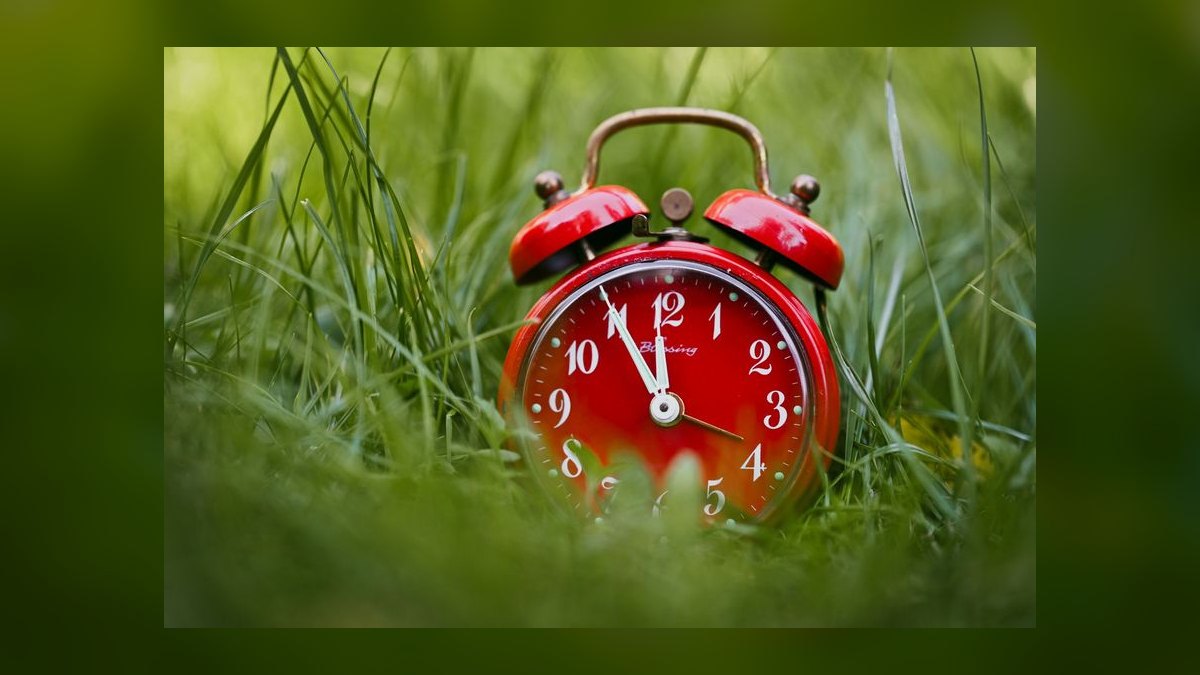 How do you coach a rep to create urgency without fake deadlines — figure 9