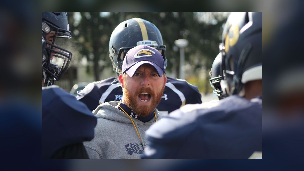 How do you coach reps to close on value, not price — figure 8
