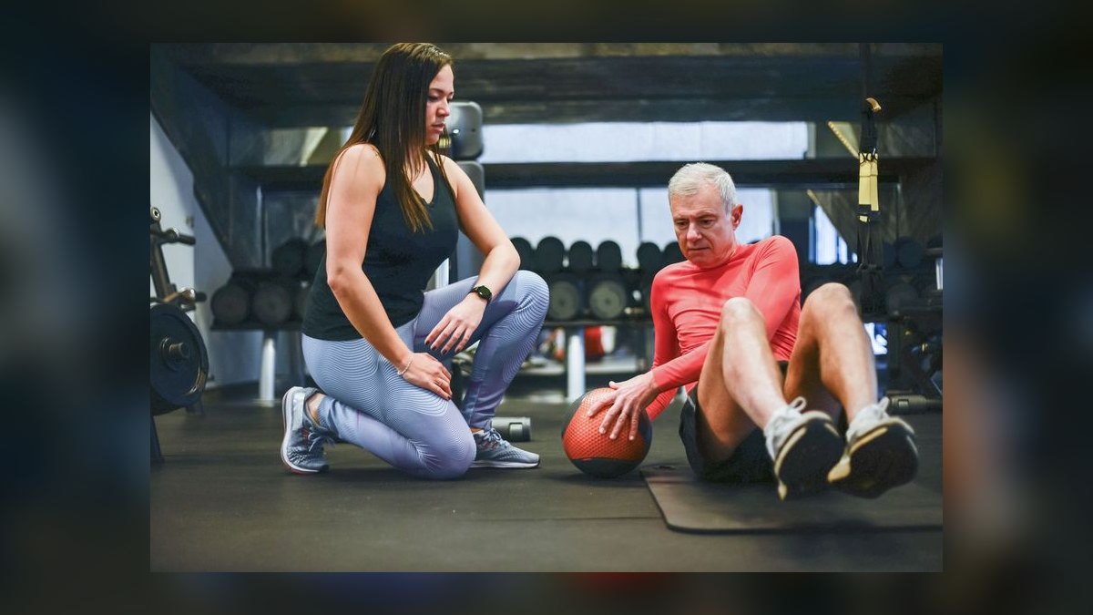How do you coach a rep on a stalled six-figure deal — figure 8