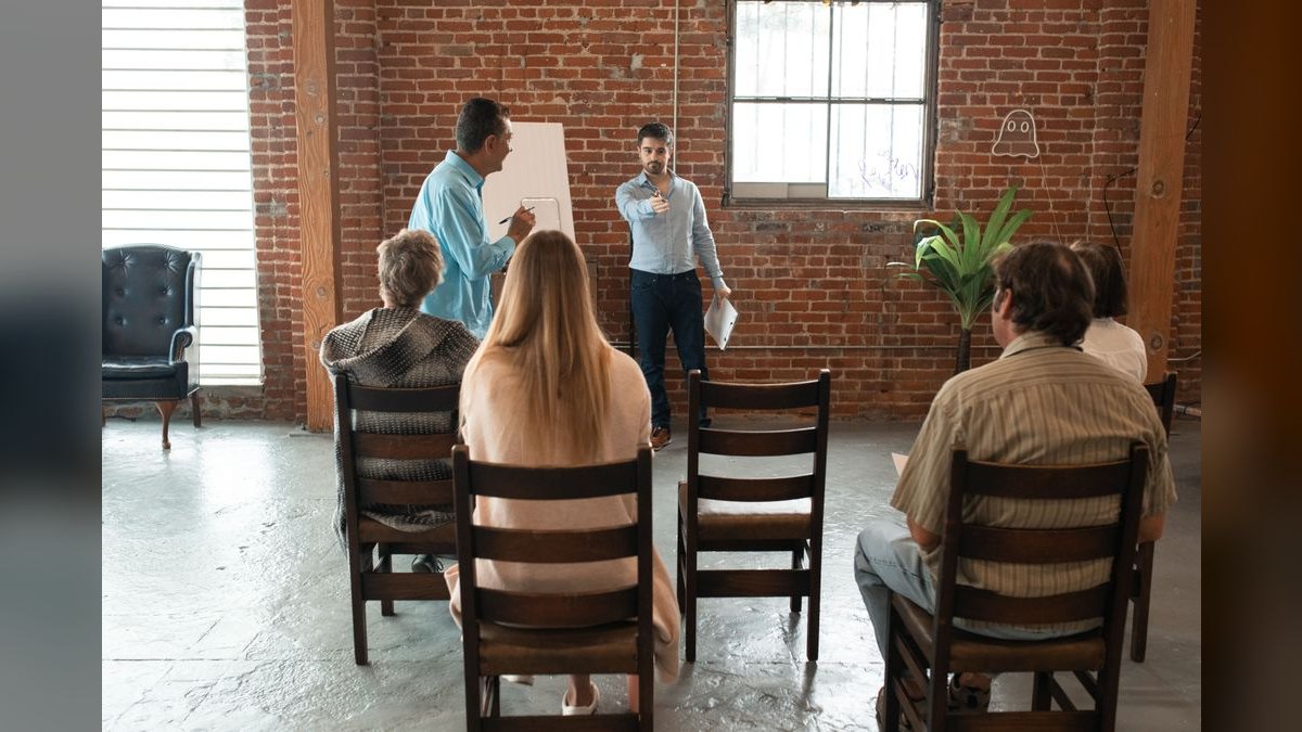 How do you coach reps to qualify the decision-making process — figure 2