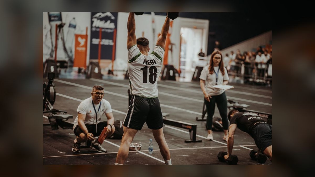 How do you coach reps to compete in a competitive deal — figure 6