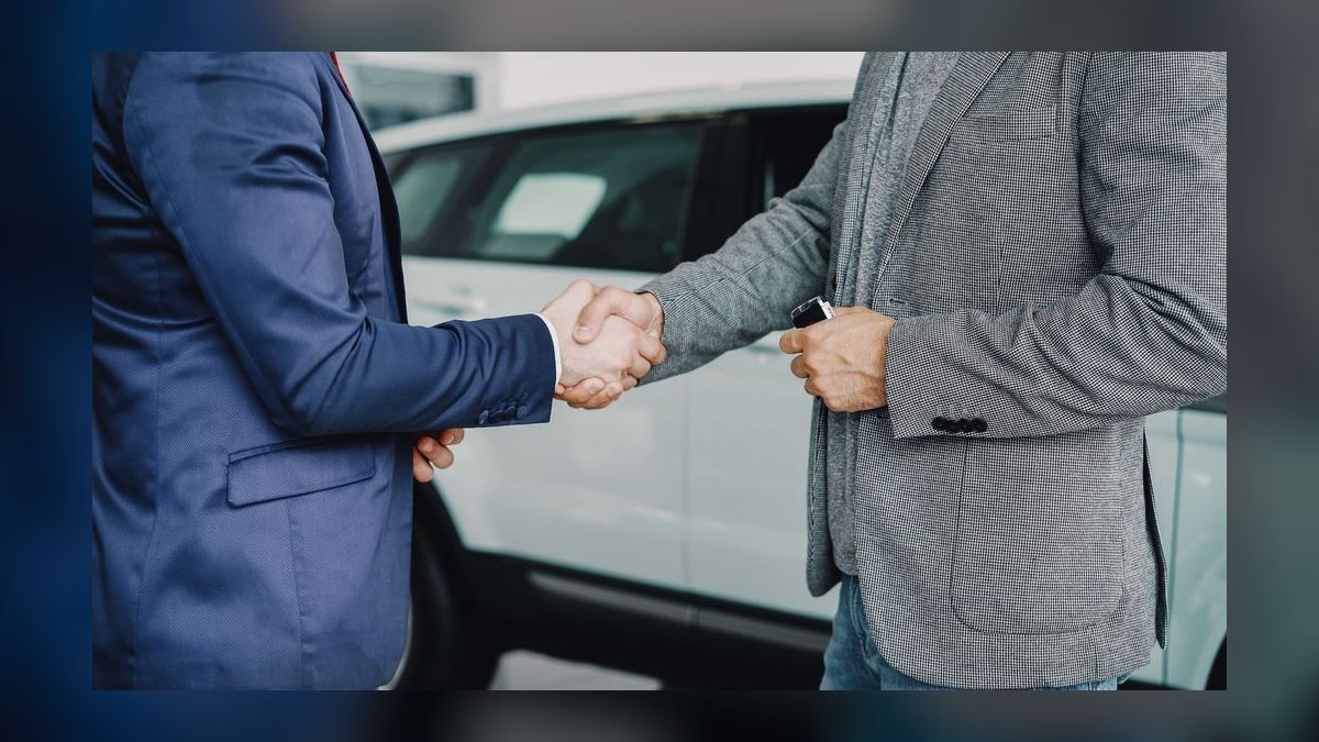 How do you coach a rep to expand a deal's scope and value — figure 9