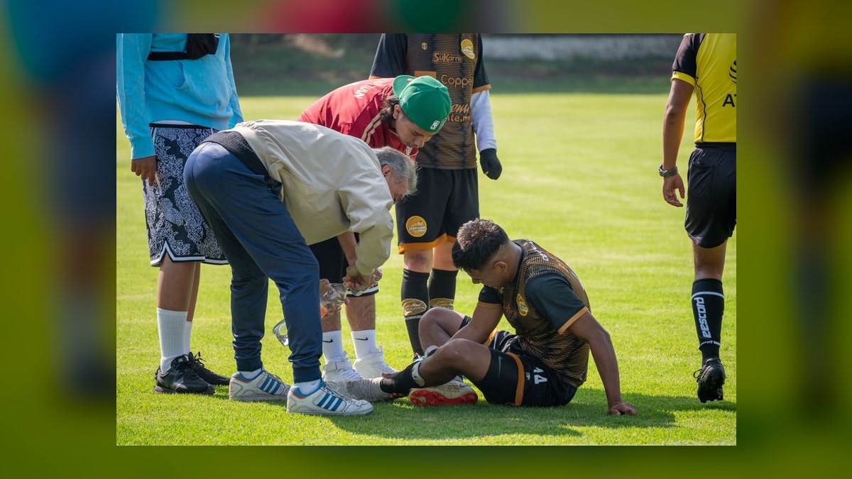 How do you coach a rep who interrupts prospects — figure 6