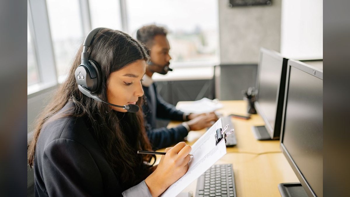 How do you run a call-review session that reps don't dread — figure 3