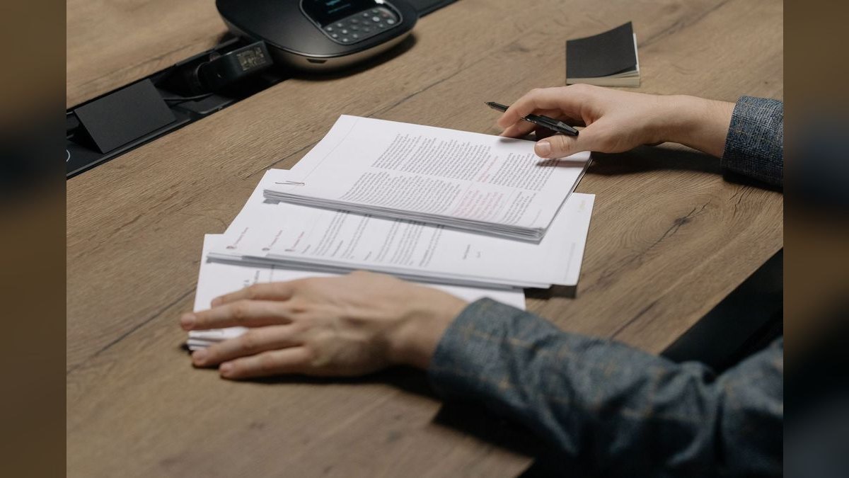 How do you run a call-review session that reps don't dread — figure 4