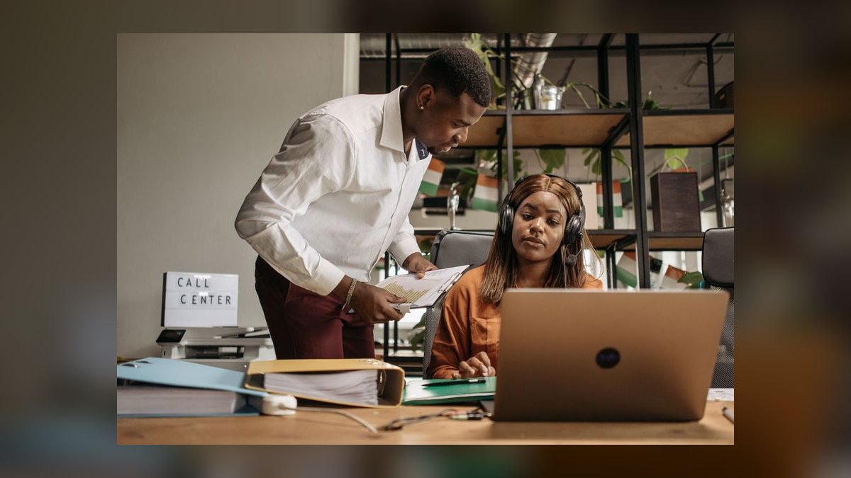 How do you scale call coaching across a large sales team — figure 9