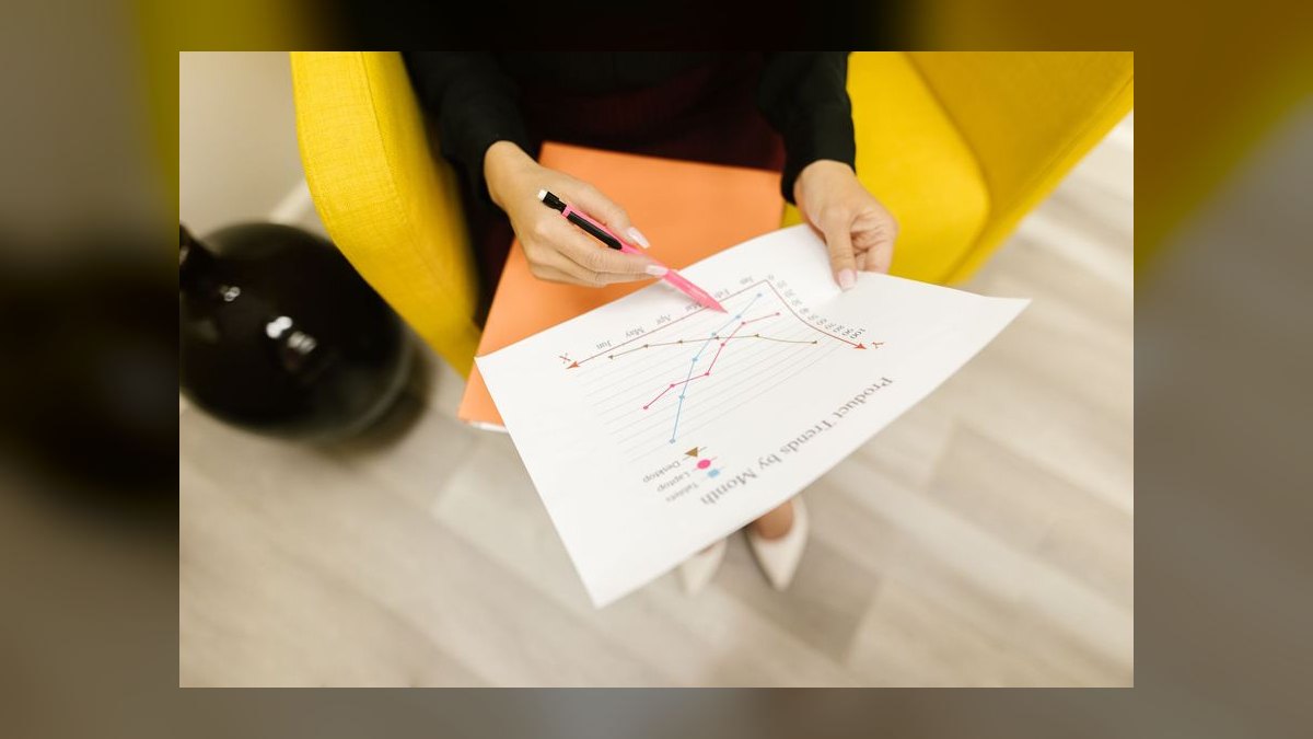 How do you coach a sales rep who's consistently missing quota — figure 9