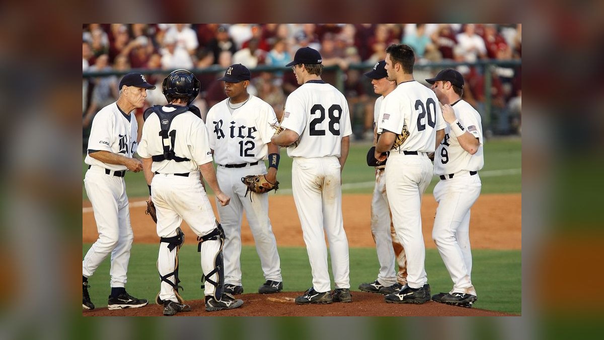 How do you coach a rep who's slipping after a strong start — figure 5