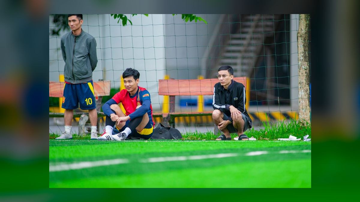How do you coach a rep who's slipping after a strong start — figure 8